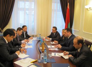 В Комитете госконтроля состоялась встреча руководства Департамента финансового мониторинга Беларуси с представителями финансовой разведки Казахстана