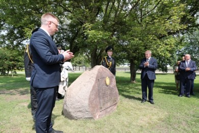 The memorial sign was opened on the alley laid in honour of the 100th anniversary of the state control bodies of Belarus