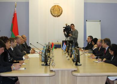 Chairman of the State Control Committee of Belarus Alexander Yakobson met with Prosecutor General of Сuba Dario Delgado
