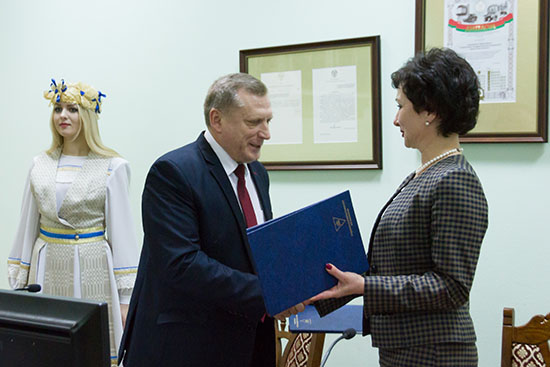 Комитет государственного контроля Гродненской области и ГрГУ имени Янки Купалы заключили договор о сотрудничестве.