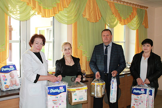 Представители Комитета государственного контроля Гродненской области посетили Дом ребёнка в Гродно.