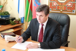 Председатель Комитета государственного контроля Витебской области В.В.Зарянкин провел прием граждан и «прямую телефонную линию» в Болбасовском поселковом исполкоме.