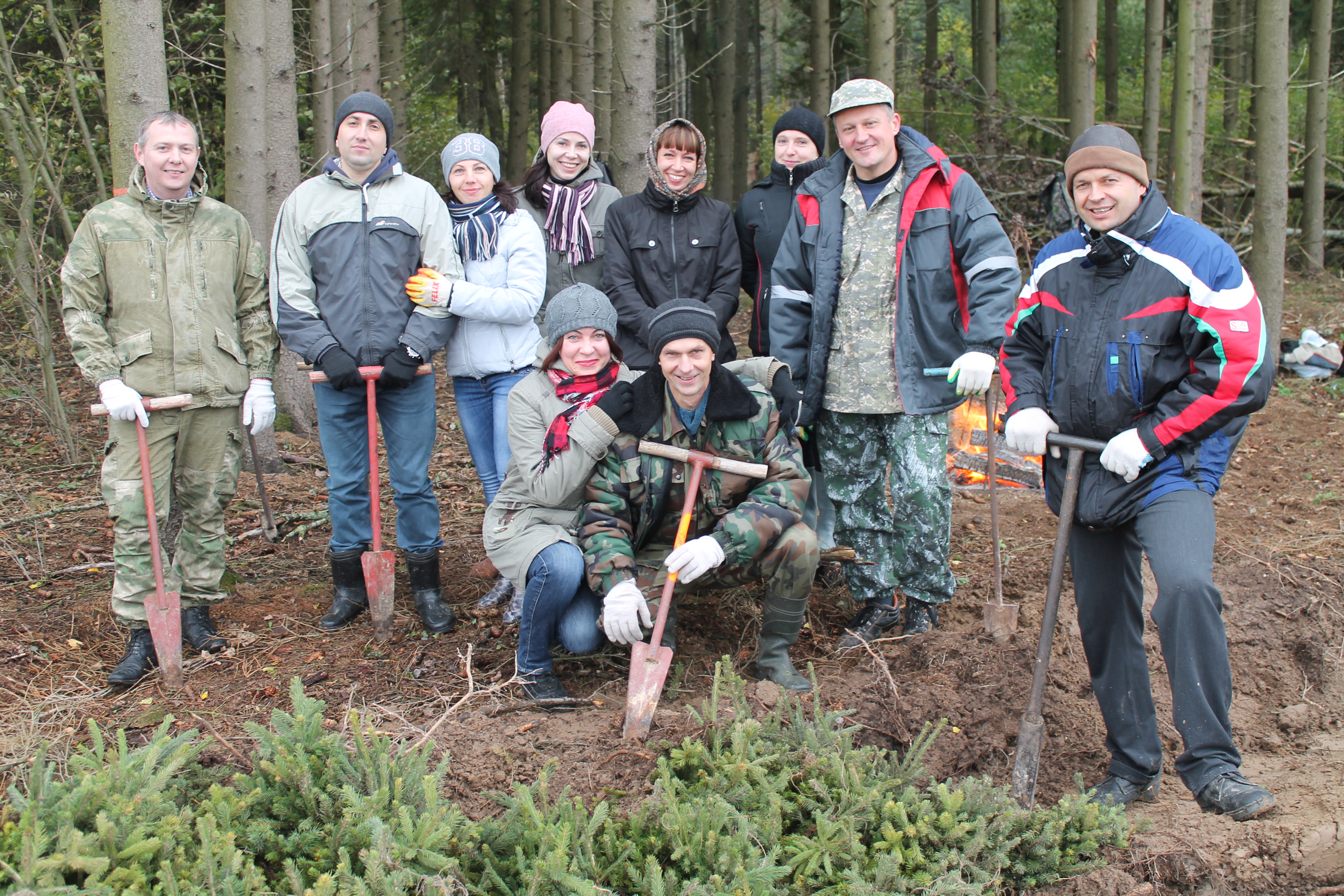 Работники Комитета госконтроля и финансовой милиции Могилевской области приняли участие в республиканской акции «Чистый лес»
